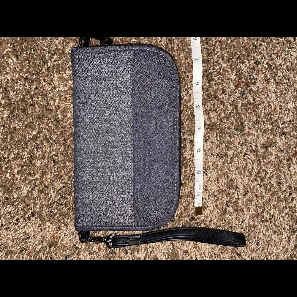 Sherpani Wallet
